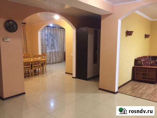 Коттедж 400 м² на участке 6 сот. в аренду посуточно в Подольске Подольск - изображение 1