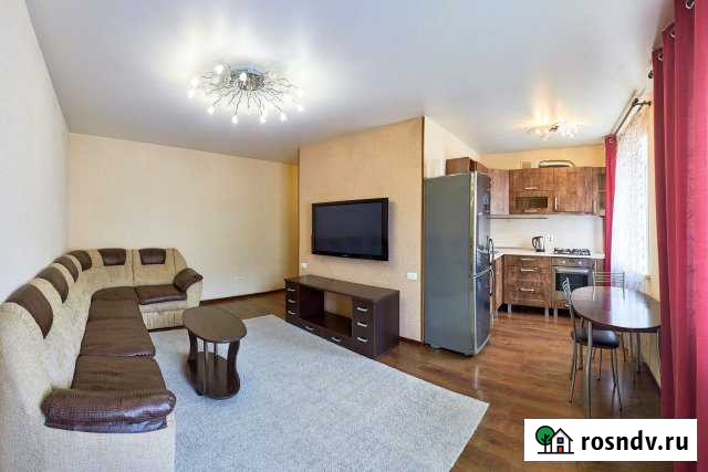 2-комнатная квартира, 52 м², 3/5 эт. в аренду посуточно в Кургане Курган - изображение 1