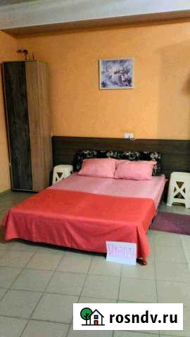 Квартира-студия, 30 м², 1/10 эт. в аренду посуточно в Алуште Алушта - изображение 1