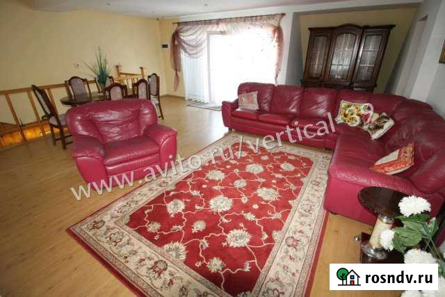 4-комнатная квартира, 140 м², 3/3 эт. в аренду на длительный срок в Калининграде Калининград - изображение 1