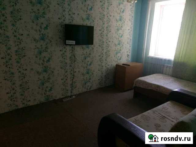 3-комнатная квартира, 60 м², 1/5 эт. в аренду посуточно в Славянске-на-Кубани Славянск-на-Кубани - изображение 1