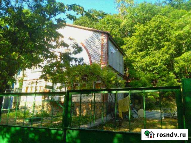 Дом 96 м² на участке 4 сот. в аренду посуточно в Новороссийске Новороссийск - изображение 1