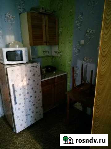 Комната 14 м² в 1-ком. кв., 5/9 эт. в аренду на длительный срок в Каменске-Уральском Каменск-Уральский - изображение 1