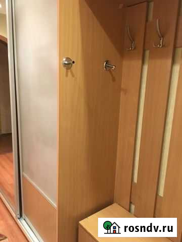 3-комнатная квартира, 70 м², 2/9 эт. в аренду посуточно в Красноярске Красноярск - изображение 1