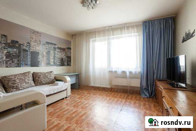 4-комнатная квартира, 78 м², 3/10 эт. в аренду посуточно в Красноярске Красноярск - изображение 1