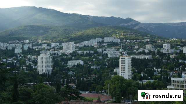 Коттедж 100 м² на участке 1 сот. в аренду посуточно в Ялте Ялта - изображение 1