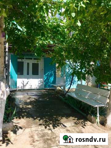 Таунхаус 100 м² на участке 1.5 сот. в аренду посуточно в Саках Саки - изображение 1