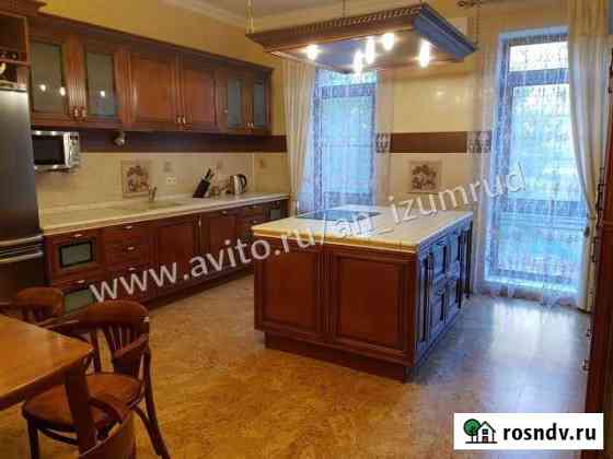 4-комнатная квартира, 145 м², 2/7 эт. в аренду на длительный срок в Тольятти Тольятти