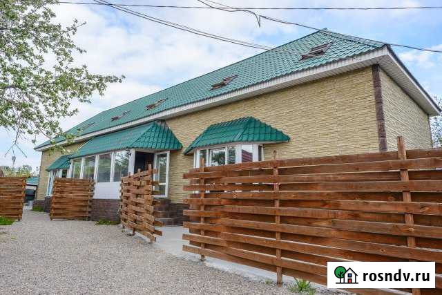 Коттедж 165 м² на участке 4 сот. в аренду посуточно в Челябинске Челябинск - изображение 1