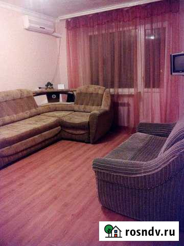 1-комнатная квартира, 35 м², 4/9 эт. в аренду посуточно в Балаково Балаково - изображение 1