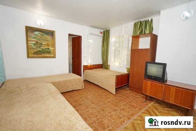 Дом 27 м² на участке 1 сот. в аренду посуточно в Небуге Небуг - изображение 1