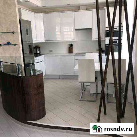 3-комнатная квартира, 94 м², 2/4 эт. на продажу в Ленинске-Кузнецком Ленинск-Кузнецкий