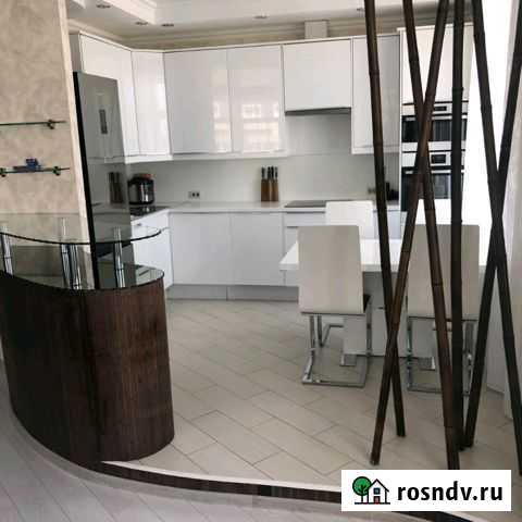 3-комнатная квартира, 94 м², 2/4 эт. на продажу в Ленинске-Кузнецком Ленинск-Кузнецкий - изображение 1
