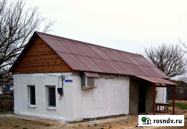 Дом 40 м² на участке 22 сот. на продажу в Красногвардейском Республики Крым Красногвардейское - изображение 1