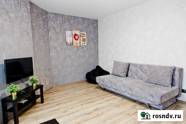 2-комнатная квартира, 63 м², 14/18 эт. в аренду посуточно в Ижевске Ижевск - изображение 1