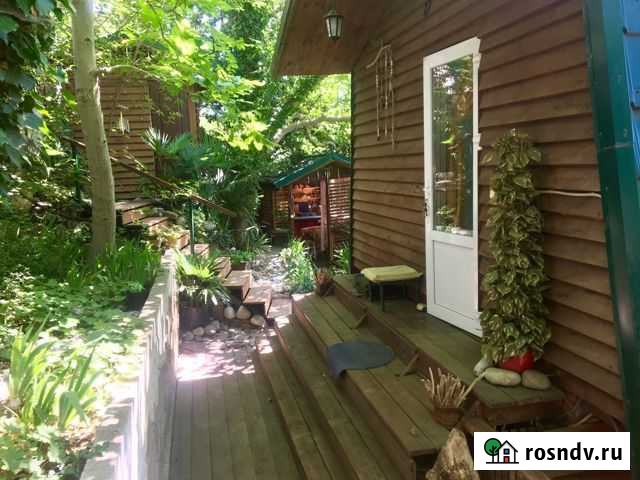 Дача 45 м² на участке 2 сот. в аренду посуточно в Ялте Ялта - изображение 1