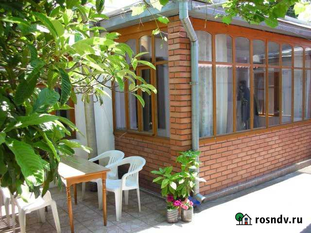 Дом 60 м² на участке 1 сот. в аренду посуточно в Алупке Алупка - изображение 1