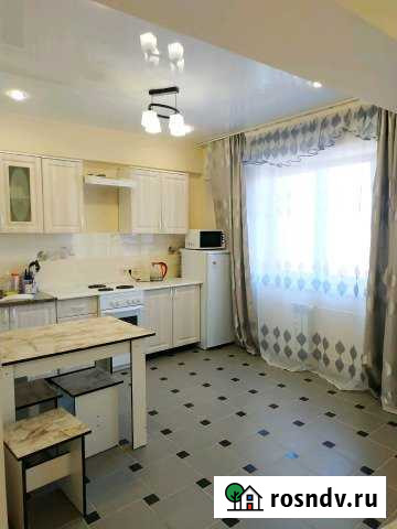 3-комнатная квартира, 80 м², 9/10 эт. в аренду посуточно в Иркутске Иркутск - изображение 1