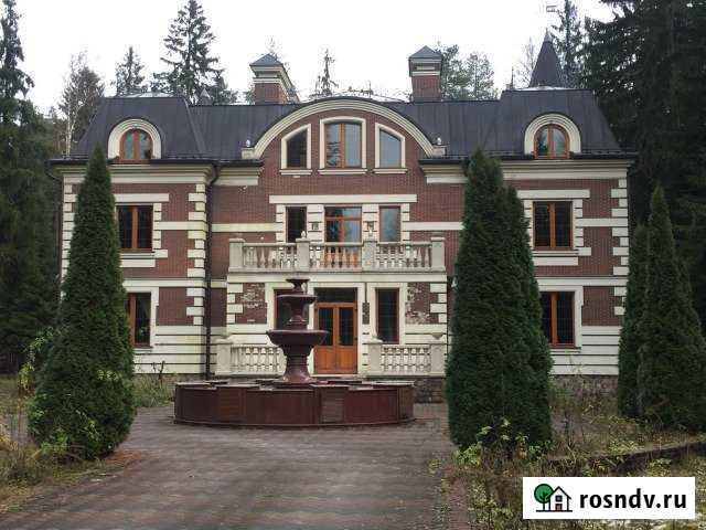 Коттедж 1100 м² на участке 100 сот. на продажу в Павловской Слободе Павловская Слобода - изображение 1