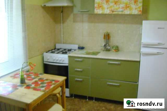 2-комнатная квартира, 50 м², 1/2 эт. в аренду посуточно в Таганроге Таганрог - изображение 1