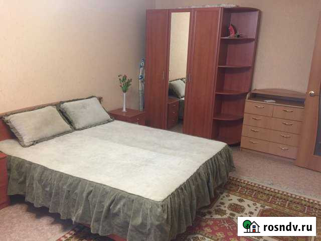 1-комнатная квартира, 47 м², 3/5 эт. в аренду посуточно в Надыме Надым - изображение 1