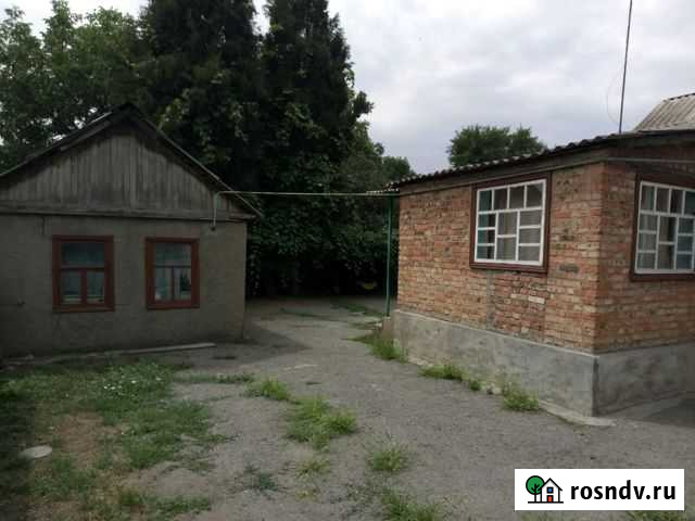 Дом 50 м² на участке 10 сот. в аренду на длительный срок в Шахтах Шахты - изображение 1