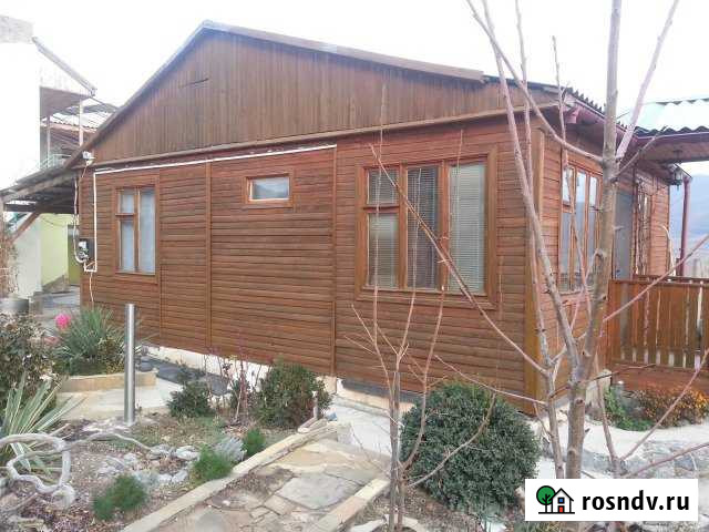 Коттедж 50 м² на участке 10 сот. в аренду посуточно в Новом Свете Республики Крым Новый Свет - изображение 1