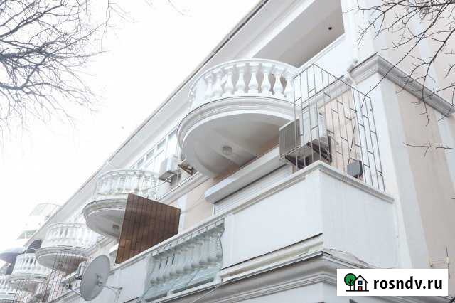 3-комнатная квартира, 94 м², 2/3 эт. в аренду посуточно в Алуште Алушта - изображение 1