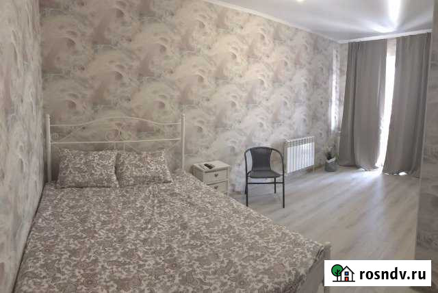 1-комнатная квартира, 40 м², 3/4 эт. в аренду посуточно в Новочеркасске Новочеркасск - изображение 1