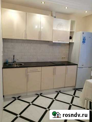 1-комнатная квартира, 46 м², 15/17 эт. в аренду на длительный срок в Островцах Островцы - изображение 1