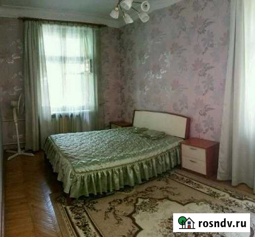 3-комнатная квартира, 70 м², 1/2 эт. в аренду посуточно в Севастополе Севастополь - изображение 1