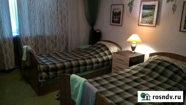 2-комнатная квартира, 40 м², 2/2 эт. в аренду посуточно в Павловске Воронежской области Павловск - изображение 1