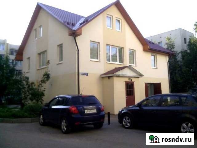 Коттедж 250 м² на участке 1 сот. в аренду посуточно в Великом Новгороде Великий Новгород - изображение 1