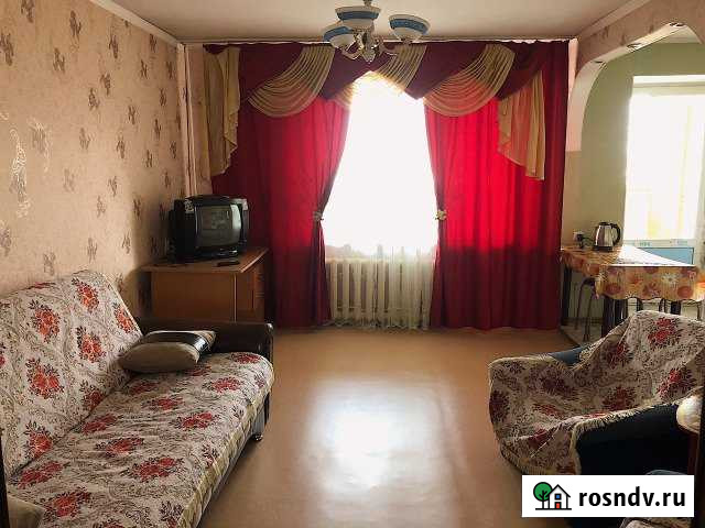 2-комнатная квартира, 60 м², 3/5 эт. в аренду посуточно в Белогорске Амурской области Белогорск - изображение 1