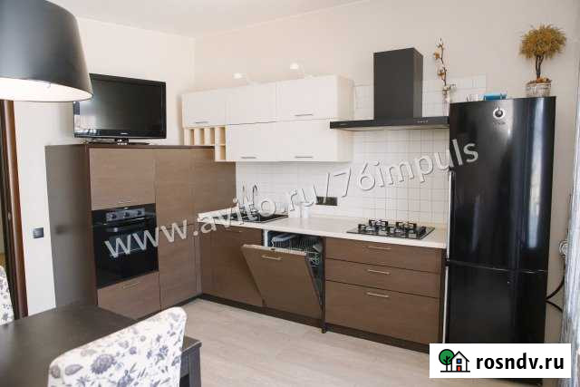 3-комнатная квартира, 90 м², 4/5 эт. в аренду на длительный срок в Ярославле Ярославль - изображение 1