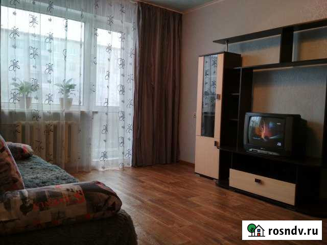 1-комнатная квартира, 30 м², 2/5 эт. в аренду посуточно в Каменске-Уральском Каменск-Уральский - изображение 1