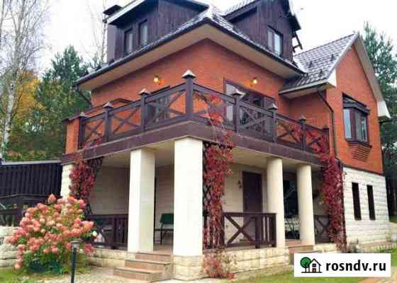 Коттедж 330 м² на участке 13 сот. на продажу в Буграх Бугры