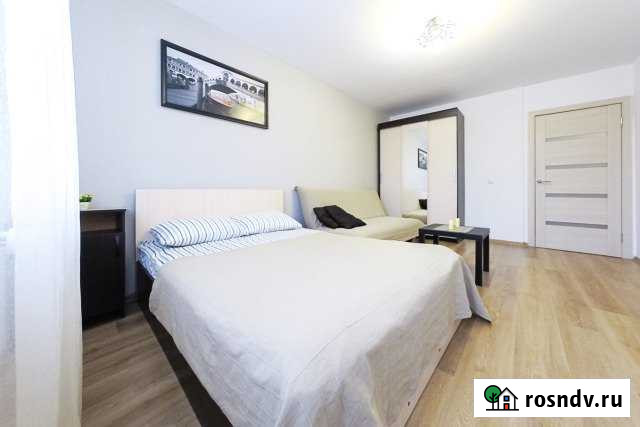 1-комнатная квартира, 45 м², 6/25 эт. в аренду посуточно в Екатеринбурге Екатеринбург - изображение 1