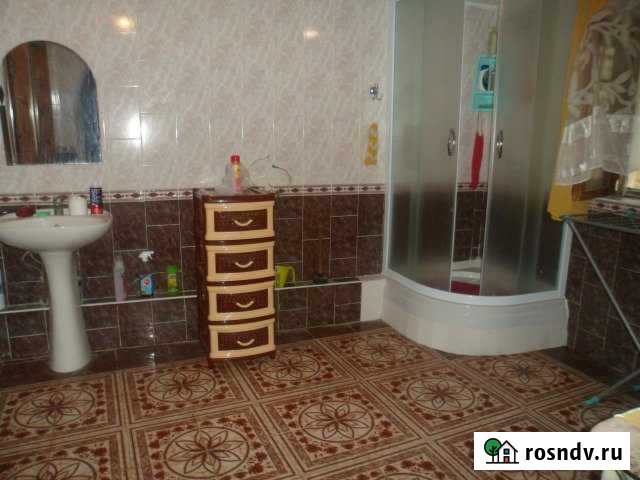 Комната 13 м² в 6-ком. кв., 1/3 эт. в аренду посуточно в Туапсе Туапсе - изображение 1