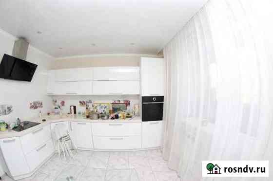3-комнатная квартира, 82 м², 3/9 эт. в аренду посуточно в Оренбурге Оренбург