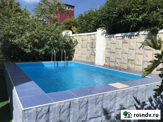 Коттедж 100 м² на участке 4 сот. в аренду посуточно в Геленджике Геленджик - изображение 1