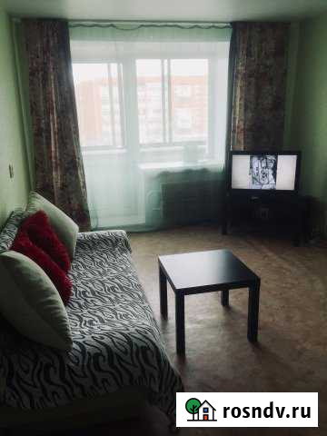 1-комнатная квартира, 36 м², 3/5 эт. в аренду посуточно в Воткинске Воткинск - изображение 1