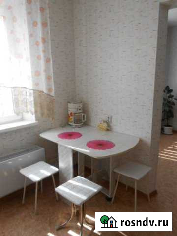 1-комнатная квартира, 32 м², 4/5 эт. в аренду посуточно в Троицке Челябинской области Троицк - изображение 1