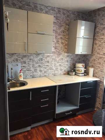 2-комнатная квартира, 56 м², 9/9 эт. в аренду посуточно в Стрежевом Стрежевой - изображение 1