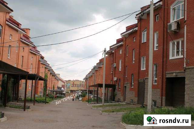 Таунхаус 400 м² на участке 3 сот. в аренду на длительный срок в Уфе Уфа - изображение 1