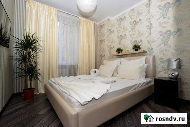 2-комнатная квартира, 55 м², 8/19 эт. в аренду посуточно в Саратове Саратов - изображение 1