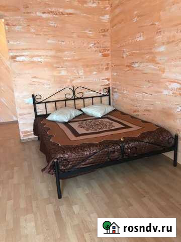 2-комнатная квартира, 70 м², 2/4 эт. в аренду посуточно в Курске Курск - изображение 1