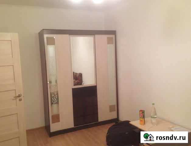 Комната 12 м² в 3-ком. кв., 3/5 эт. в аренду на длительный срок в Симферополе Симферополь - изображение 1