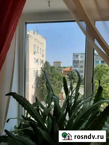 Комната 12 м² в 5-ком. кв., 3/5 эт. на продажу в Евпатории Евпатория - изображение 1