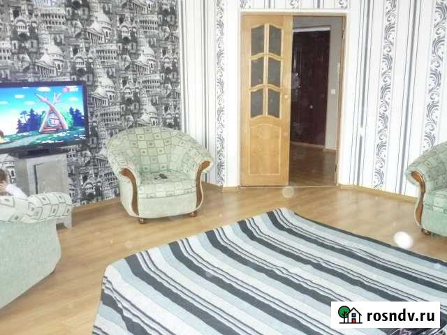 1-комнатная квартира, 52 м², 3/9 эт. в аренду посуточно в Старом Осколе Старый Оскол - изображение 1